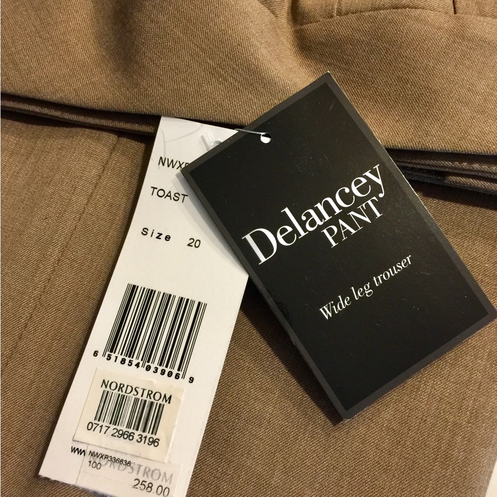 Lafayette 148 pants. $60.00  Color- Toast
